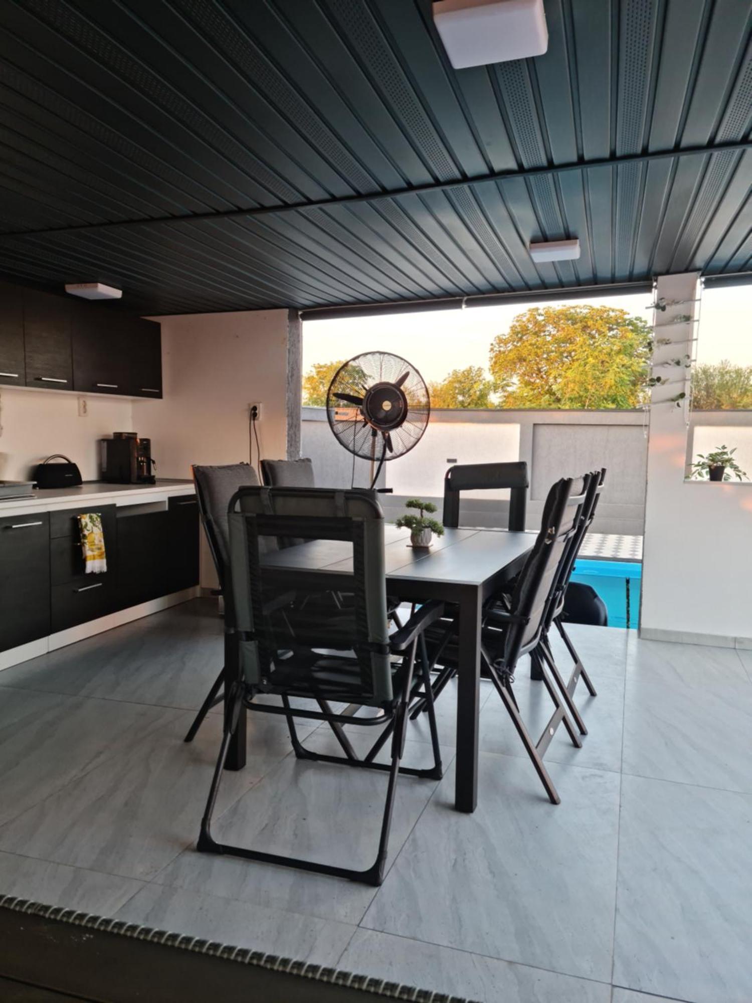 Villa Grey House